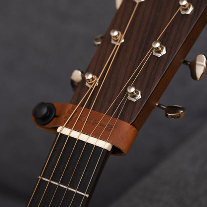 Martin Acoustic Guitar Strap Headstock Button Tie - Leather Brown